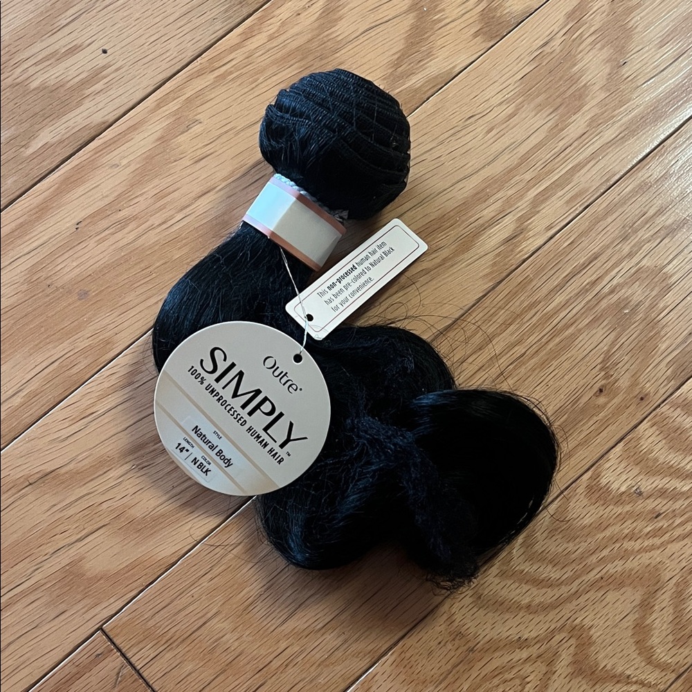Outre Simply Black Hair Weave